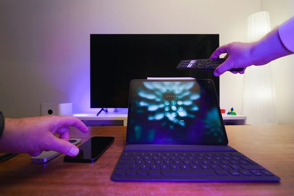 Maßgeschneiderte businessanzüge: finde den idealen schnitt für jede figur